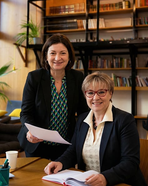 Julie Pin et Cathy Verthemard